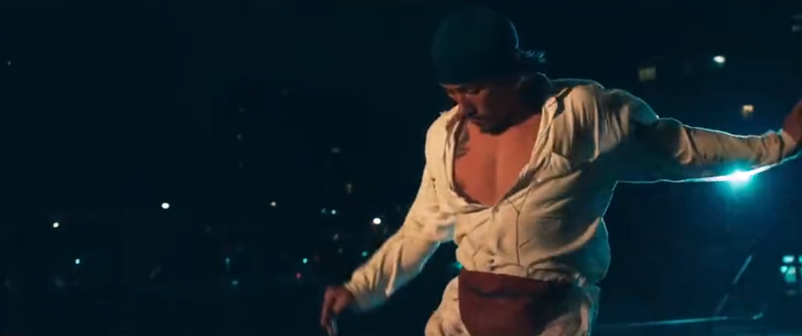 別看背面，看正面！這支運動風的藥品廣告超燃超給力！