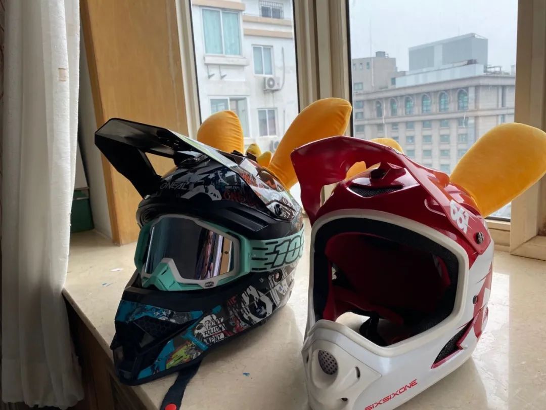 美團招聘廣告:各位耳朵愛好者們,來rua耳朵吧! 美團招聘廣告:各位耳朵愛好者們,來rua耳朵吧!