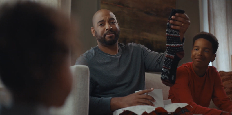 梅西百貨圣誕廣告:穿上老爸的鞋 梅西百貨圣誕廣告:穿上老爸的鞋