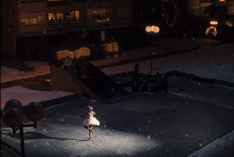 亞馬遜圣誕廣告:芭蕾女孩的追夢故事,超暖! 亞馬遜圣誕廣告:芭蕾女孩的追夢故事,超暖!