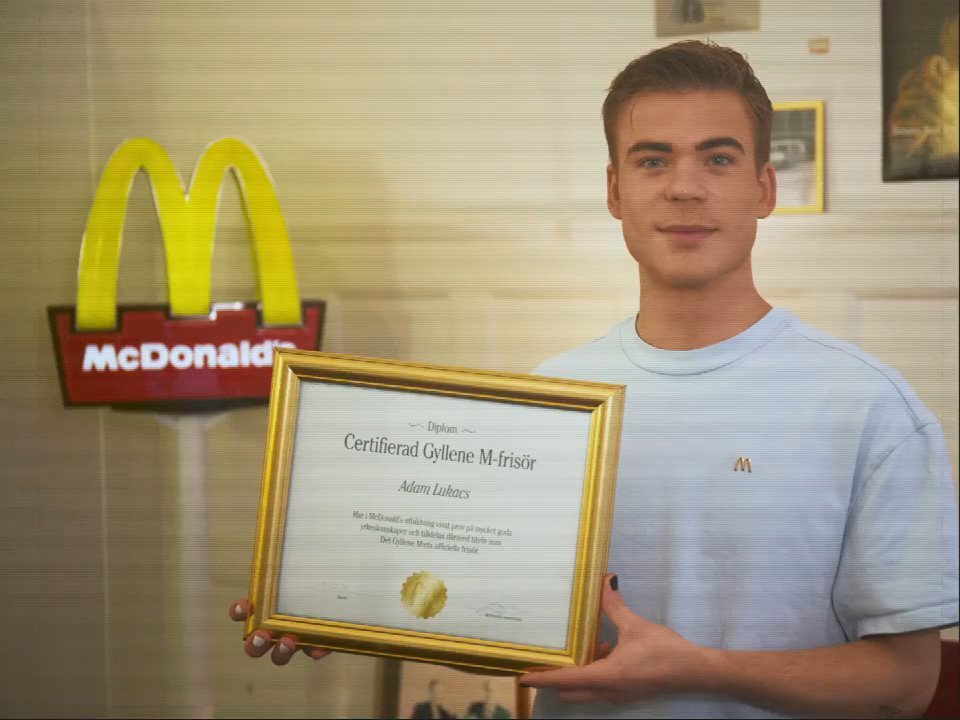 麥當(dāng)勞開了家理發(fā)店，專門修剪90年代的“ 金拱M”發(fā)型