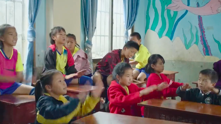 支付寶×旅行團樂隊:用鍋碗瓢盆奏一曲《小星星》 支付寶×旅行團樂隊:用鍋碗瓢盆奏一曲《小星星》