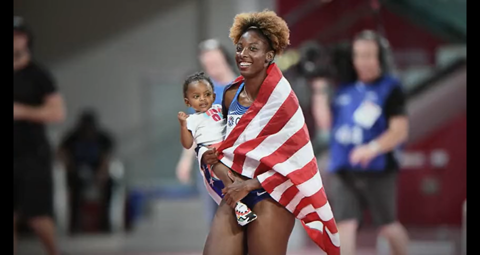 耐克致敬孕媽短片：天生運(yùn)動(dòng)員，舍她其誰(shuí)！