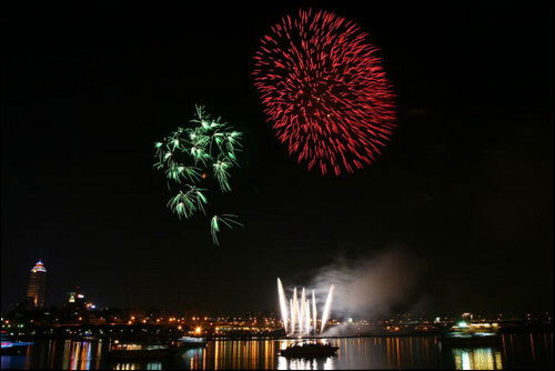 淺談煙花拍攝的前期和后期PS技巧 淺談煙花拍攝的前期和后期PS技巧