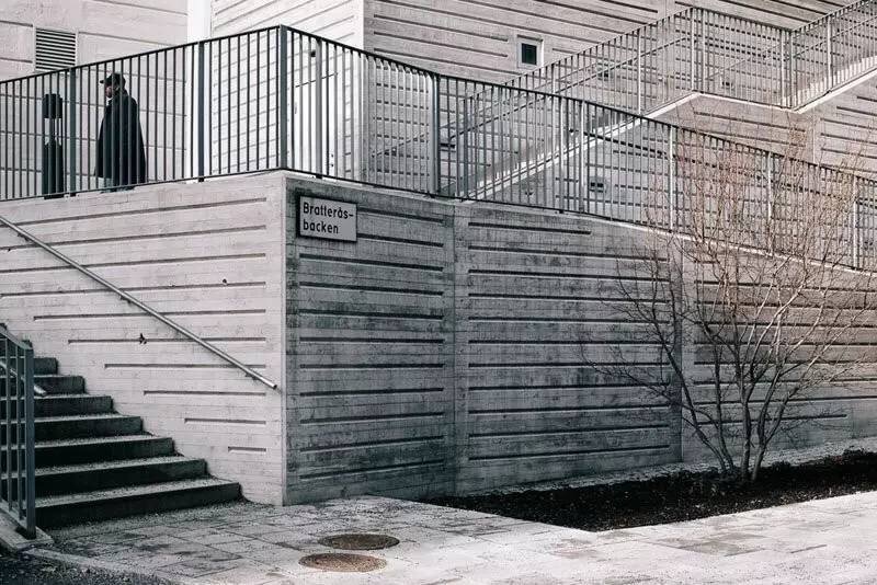 在強(qiáng)烈日光下也能拍出好片？