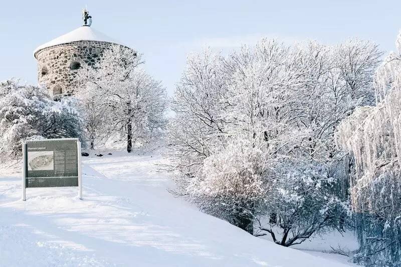 在強(qiáng)烈日光下也能拍出好片？