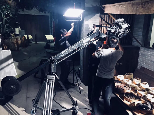 569424772.jpg 32.jpg