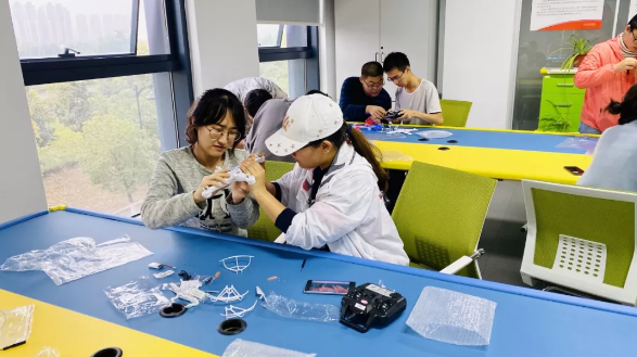 1161519775.png image.png