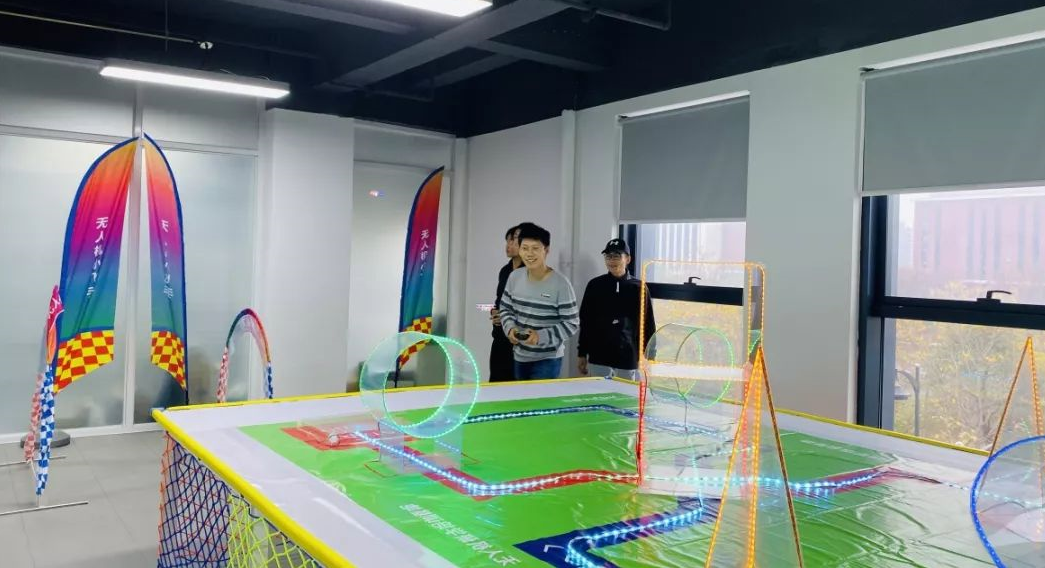 1535185777.png image.png