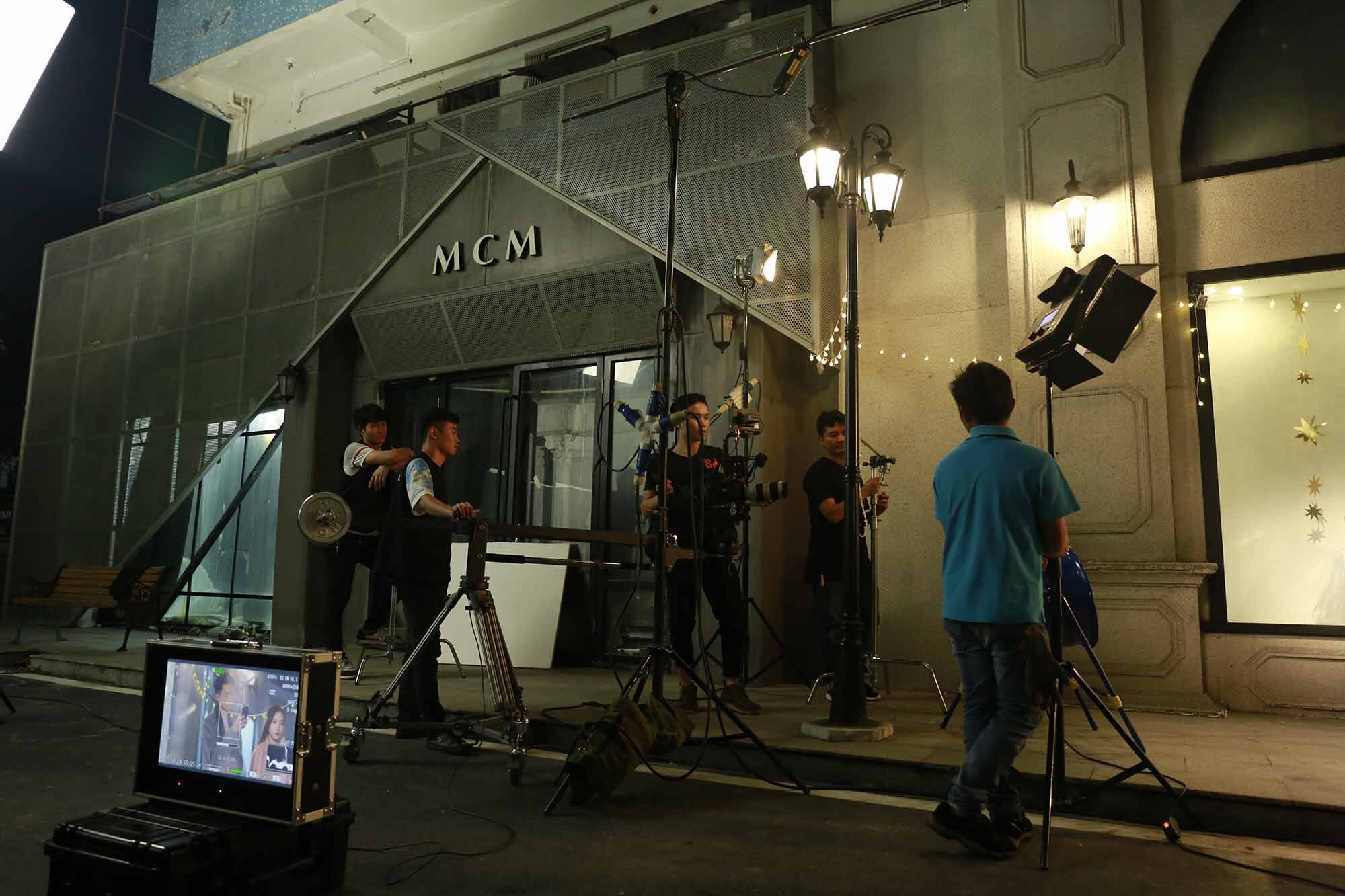 760710939.jpg 760710939.jpg