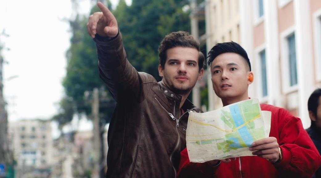 1118555832.jpg 《莫比斯耳機》——宣傳片——安戈力影視4.jpg