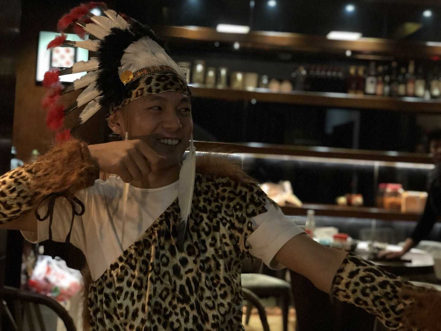 798095927.jpg 《莫比斯耳機》——宣傳片——安戈力影視23.jpg